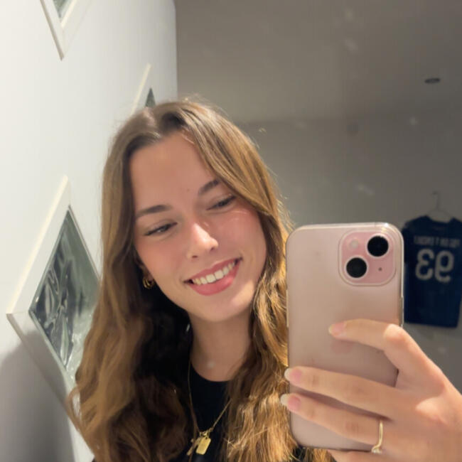 Babysitter in Hyères: Leena