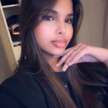 Babysitter in Bordeaux: Aya