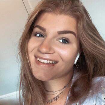 Babysitter in Sint-Maartensdijk: Leonie