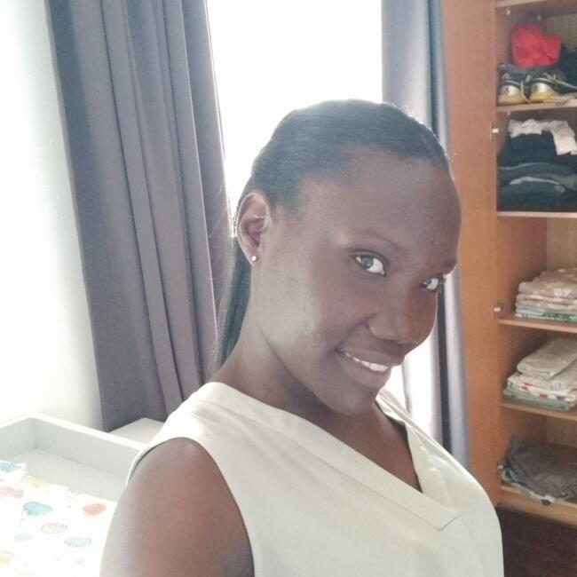 Nanny in Kampala: Adiru