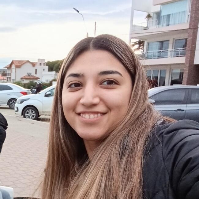 Babysitter in Bahía Blanca: Aylen Cañoles