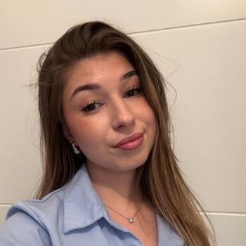 Babysitter in Amiens: Louise