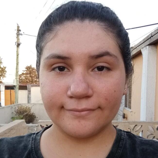 Niñera en Berazategui: Lucia