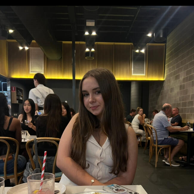 Babysitter in Melbourne: Ella