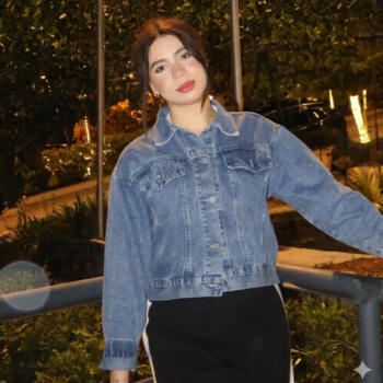 Niñera Lecherías: Karen