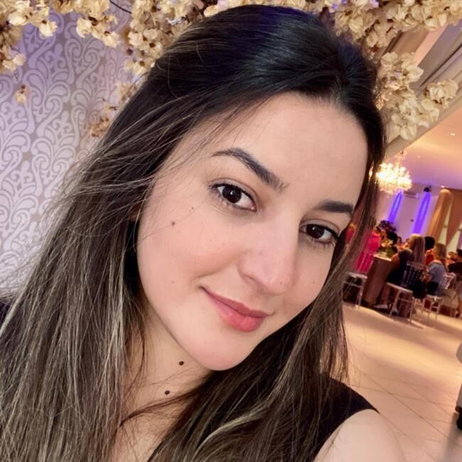 Babysitting job in Curitiba: Mariana