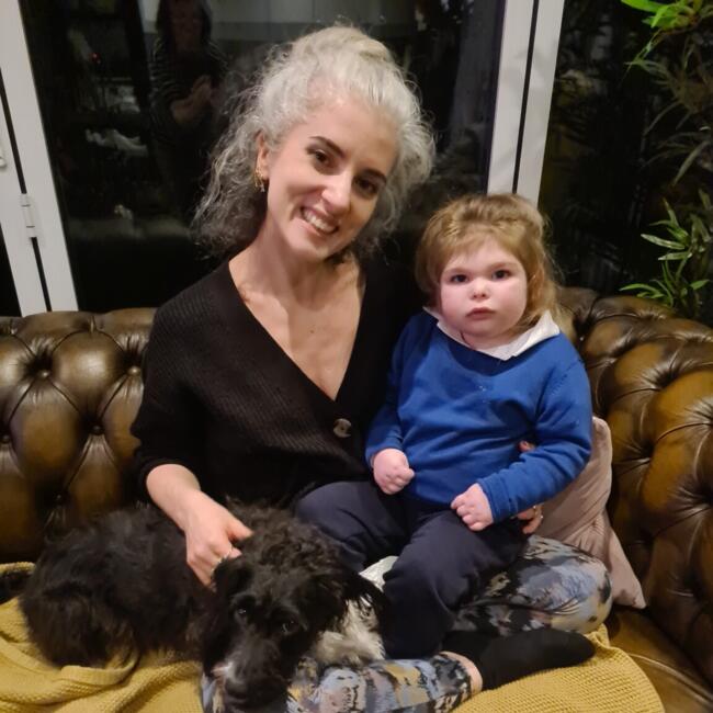 Babysitting job in London: Emiriana