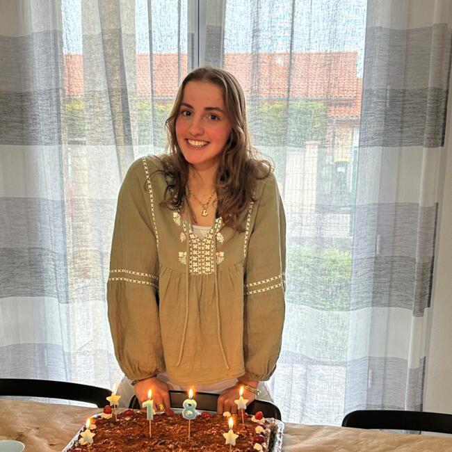 Babysitter in Sassenage: Apoline