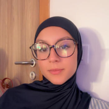 جليسة أطفال الدار البيضاء: Hibat