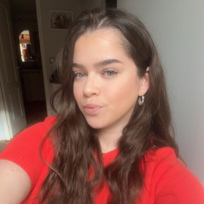 Babysitter in Le Vaudreuil: Leena