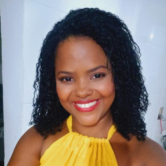 Babysitter in Itaguaí: MARYLENE