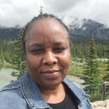 Nanny in Calgary: Florence