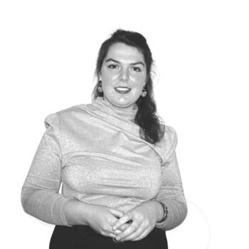 Babysitter in Saint-Georges-Montcocq: Adèle