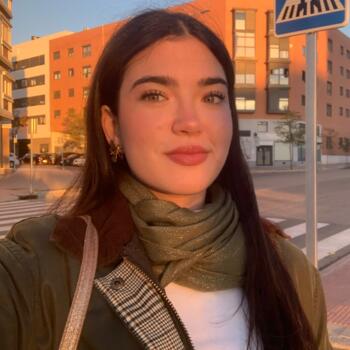 Babysitter in Madrid: Elisa