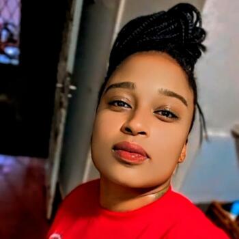 Babysitting job in Atibaia: babysitting job Vitória