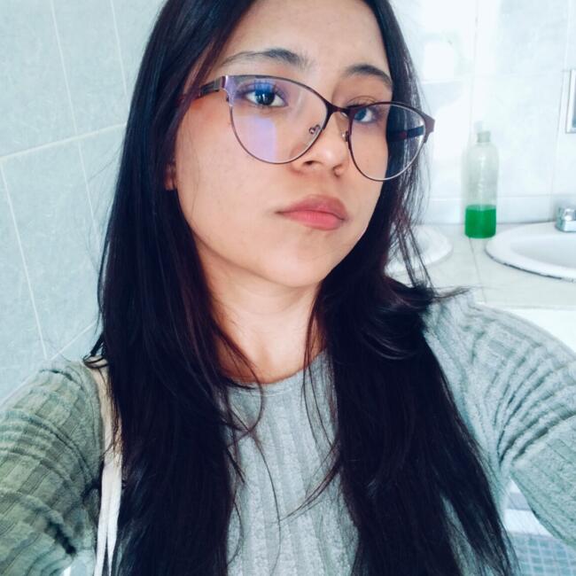 Babysitter in Santa María Ixtulco: Valeria