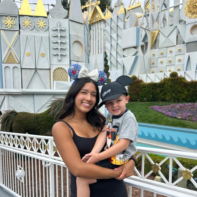 Babysitter in Anaheim: Makayla