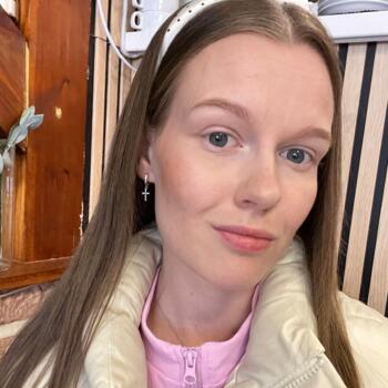 Babysitter Job in Lommel: Babysitter Job Jelizaveta