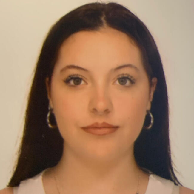 Canguro en Villalbilla: Yaiza