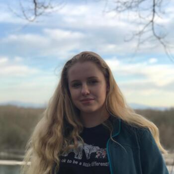 Babysitter in Southampton: Emily