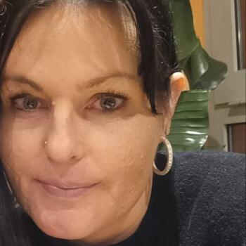 Babysitter Arcade: Katia