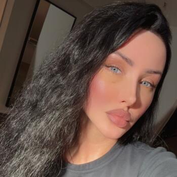 Job de garde d'enfants à Richmond Hill: job de garde d'enfants Karolina