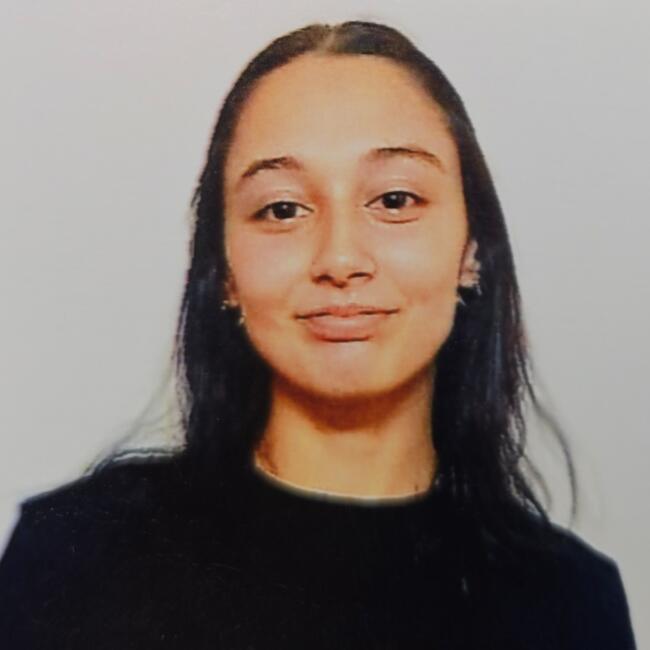 Babysitter in Pilar: Tatiana