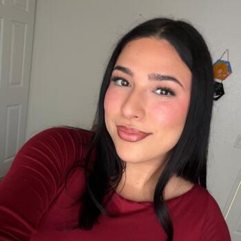 Babysitter in Moreno Valley: Maricruz