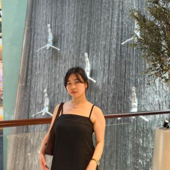 Babysitter in Dubai: Arati