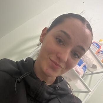 Babysitter in Châteaulin: Jessie