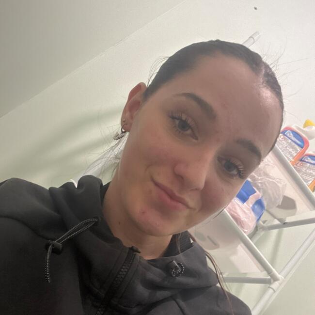 Babysitter in Châteaulin: Jessie