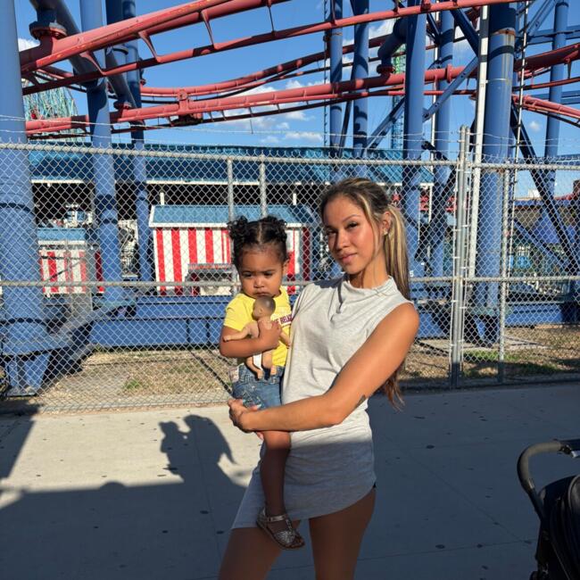 Babysitting job in The Bronx: Yexenia