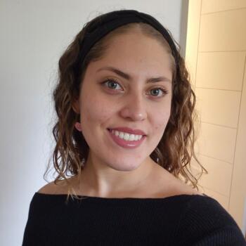 Babysitter in Santiago: Valeria Salamanca