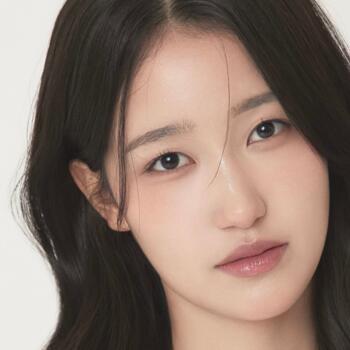 베이비시터 Yeoksam-dong (경기도): Li Lou