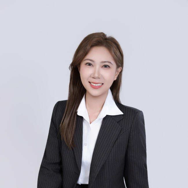 Babysitting job in Taichung: 芳妤