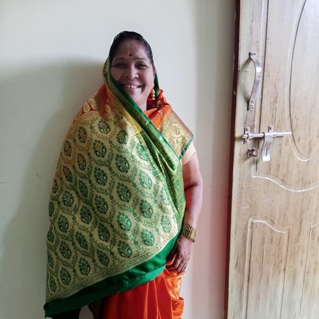 पुणे में आया: Manda