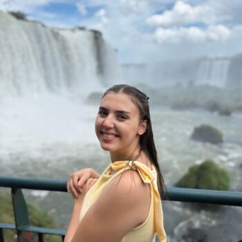 Babá Araçatuba: Beatriz