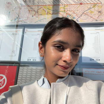 Babysitter a Milano: Bhoomika