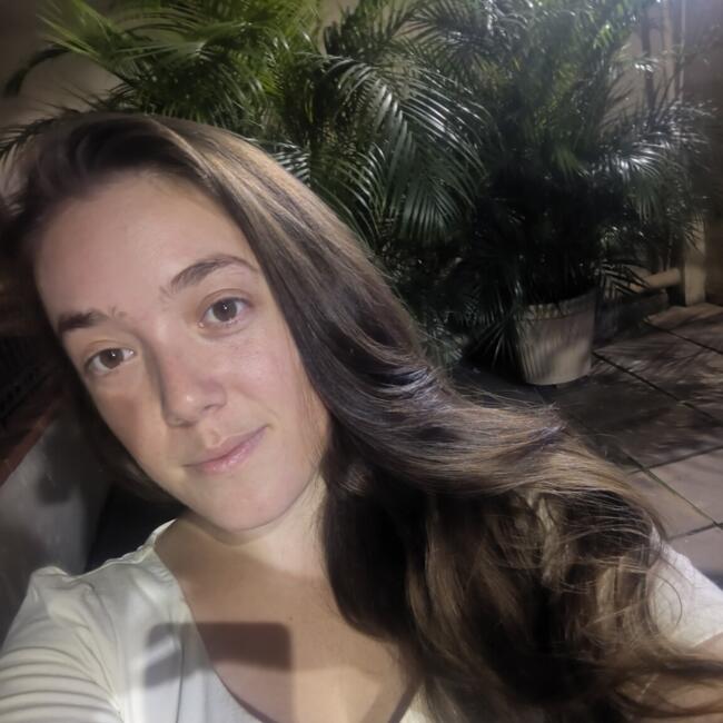 Babysitter in Porto Alegre: Débora