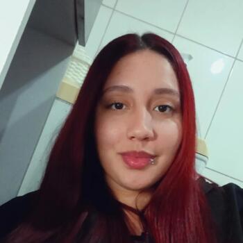 Babysitter Embu das Artes: Larissa