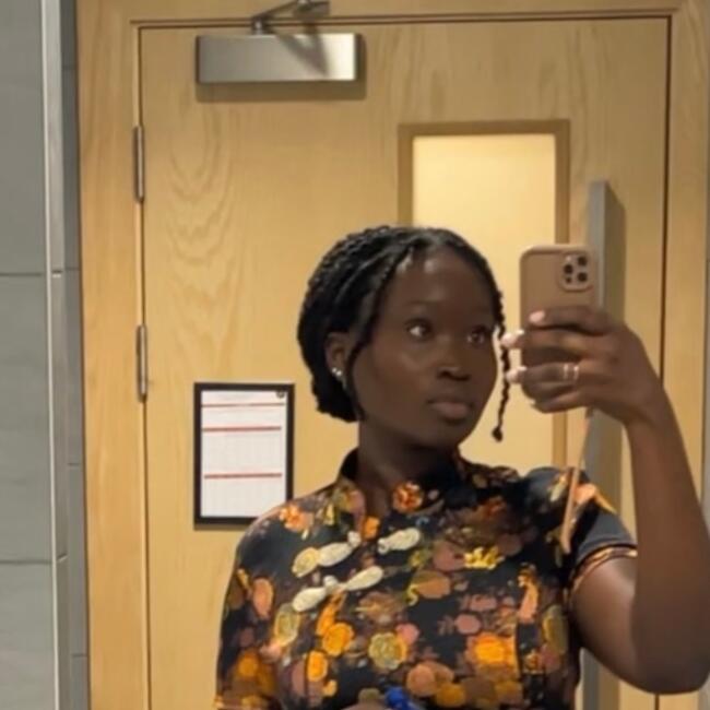 Babysitter in Chicago: Vanessa