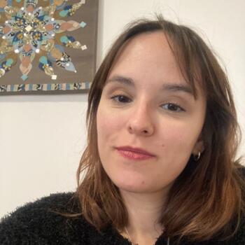 Canguro en Valencia: Emilia