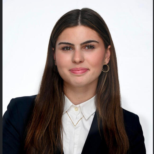 Babysitter in London: Mathilde