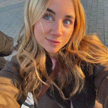 Babysitter in Uccle: Nelly