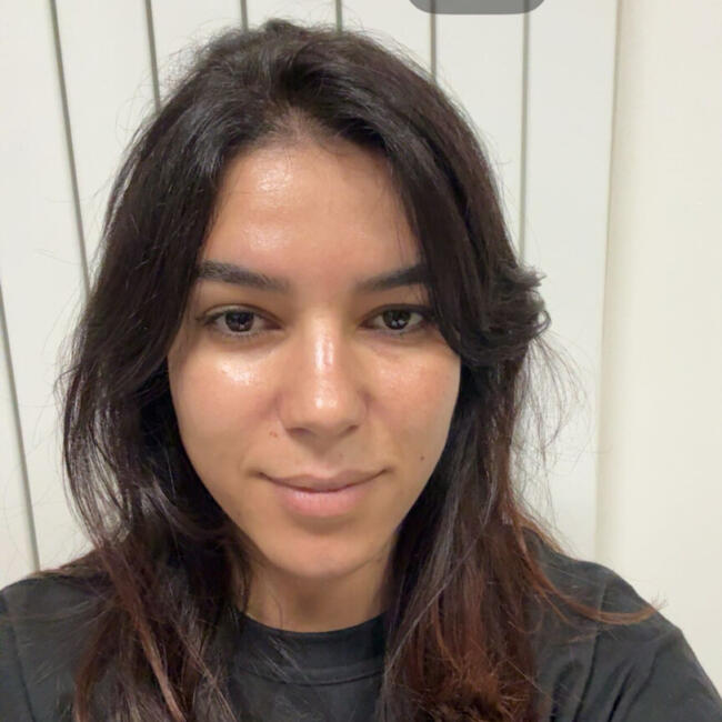 Babysitter in Paris: Nourhane