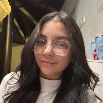 Babysitter in São José do Rio Preto: Julia