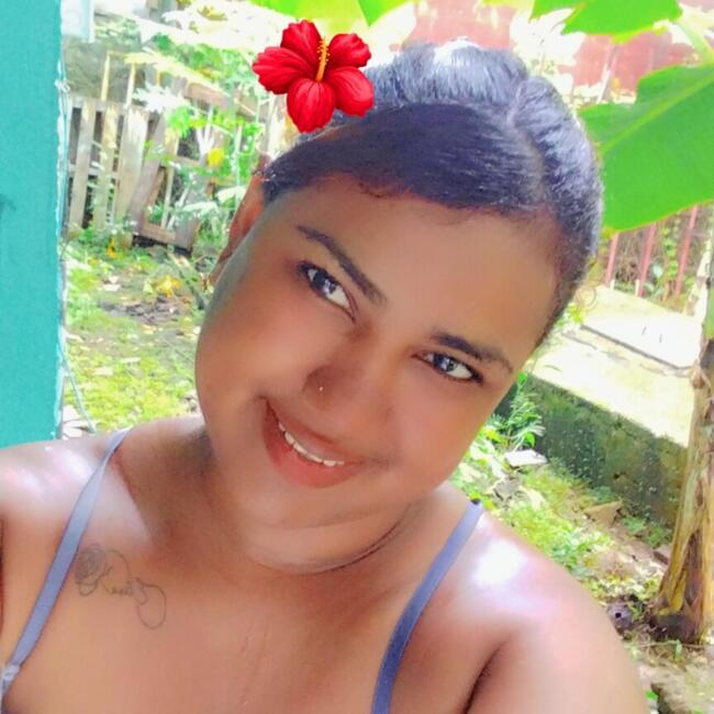 Babysitter in Cristóbal: Sharon