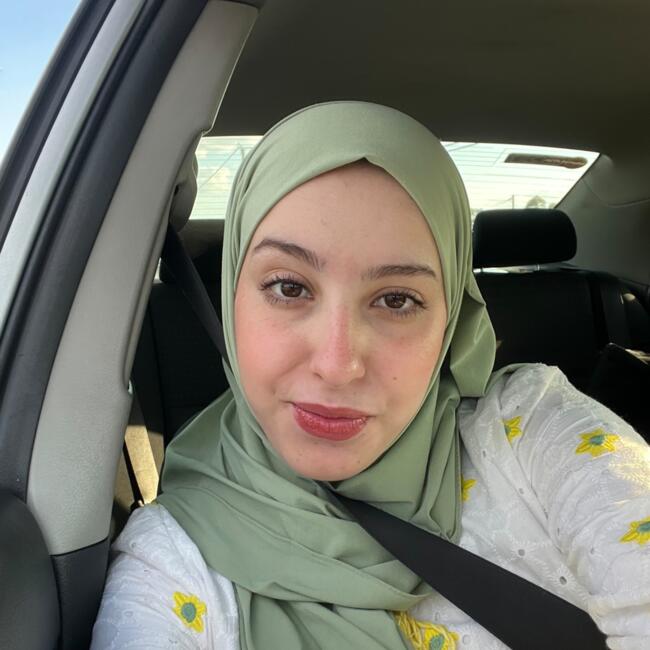 Babysitter in Melbourne: Ikram