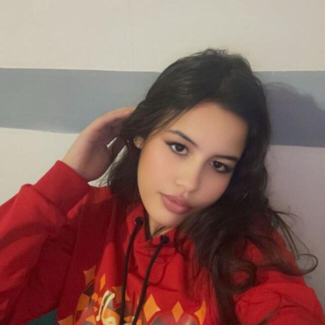 Babysitter in Niort: Douae