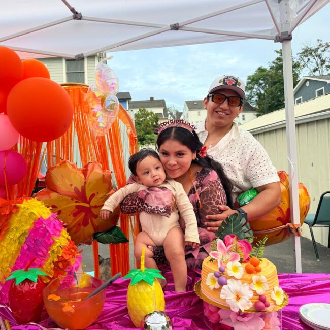 Babysitting job in San Juan: Angiie